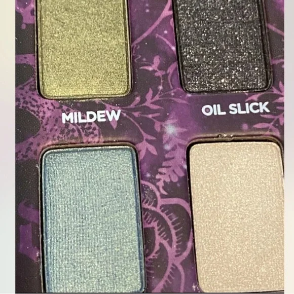 Urban Decay Eye Shadow 10 Shades Palette w/BRUSH - Picture 9 of 10